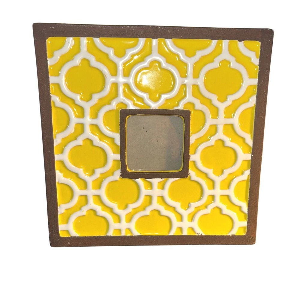 Yellow White Geometric‎ Quatrefoil Ceramic Photo Frame Transpac Import 8"x8.5"
